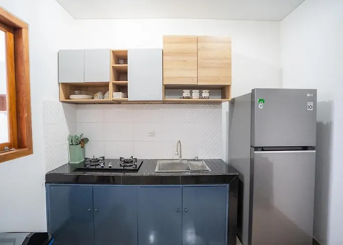 Town House, Modern Minimalis, Lokasi Strategis *