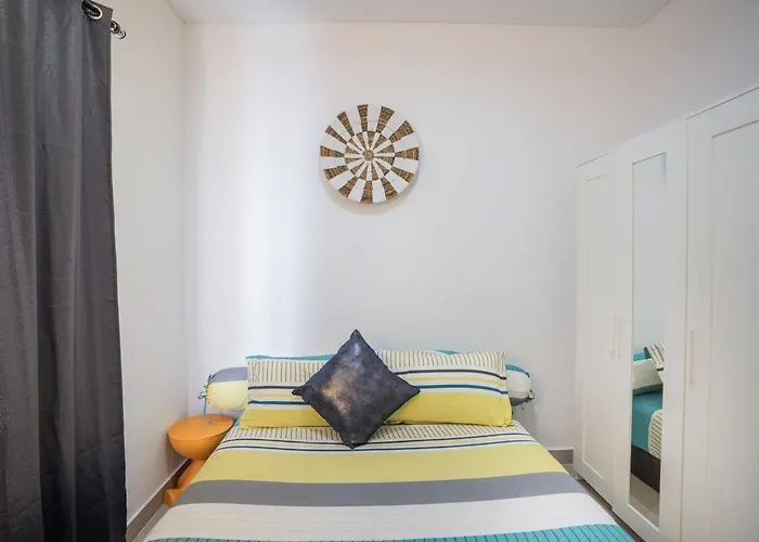 Town House, Modern Minimalis, Lokasi Strategis