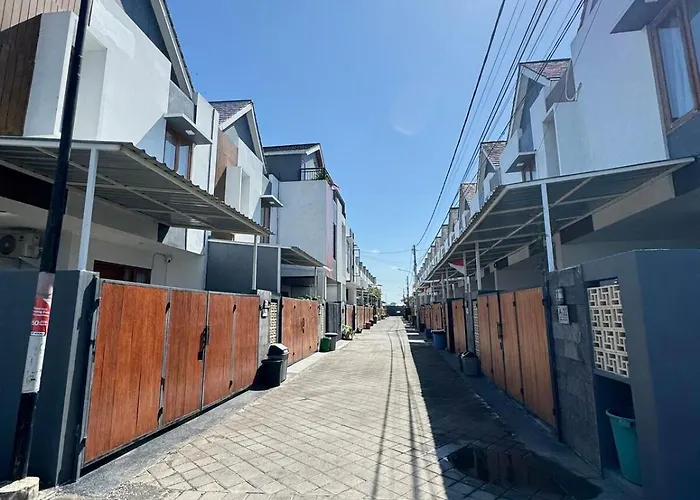 Town House, Modern Minimalis, Lokasi Strategis Ferienhaus Seminyak